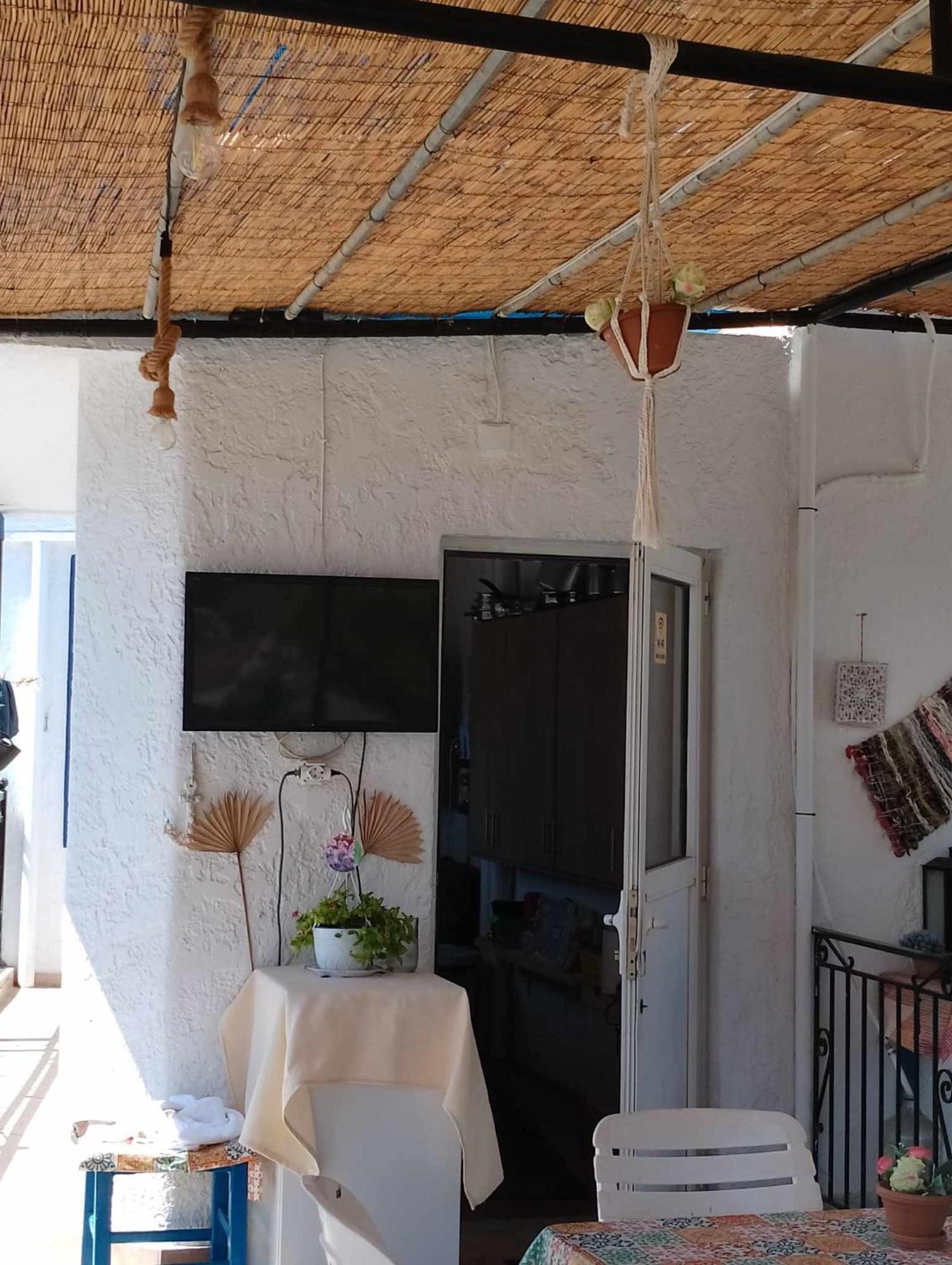 Cleios Rooms And Studios, Kalymnos 85200 Panormos  Exterior photo